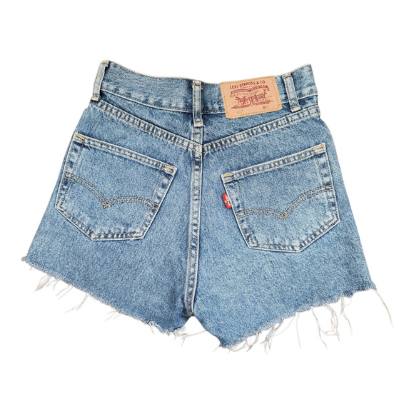 LEVI"S Jean Cut Off Shorts‎ 25 Blue Mid Wash Denim Minimalist Retro Casual - Picture 2 of 8